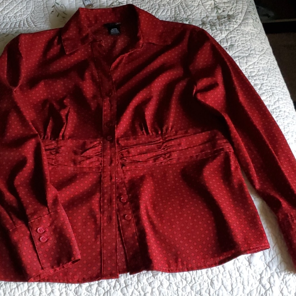east5th Petite Med. Button Down Red Long Sleeve